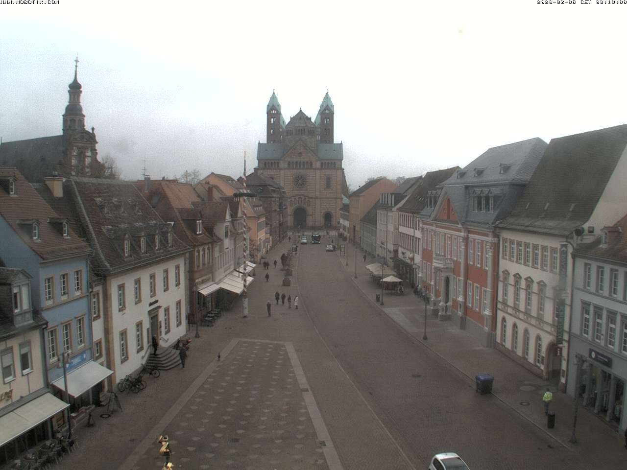 Archived image Webcam View to the Speyer Cathedral