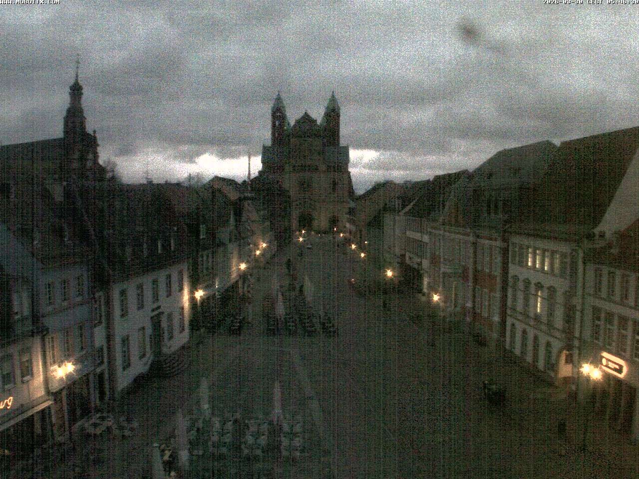 Archived image Webcam View to the Speyer Cathedral