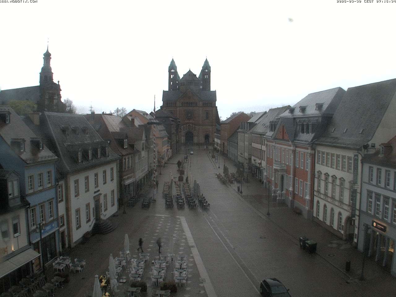 Archived image Webcam View to the Speyer Cathedral