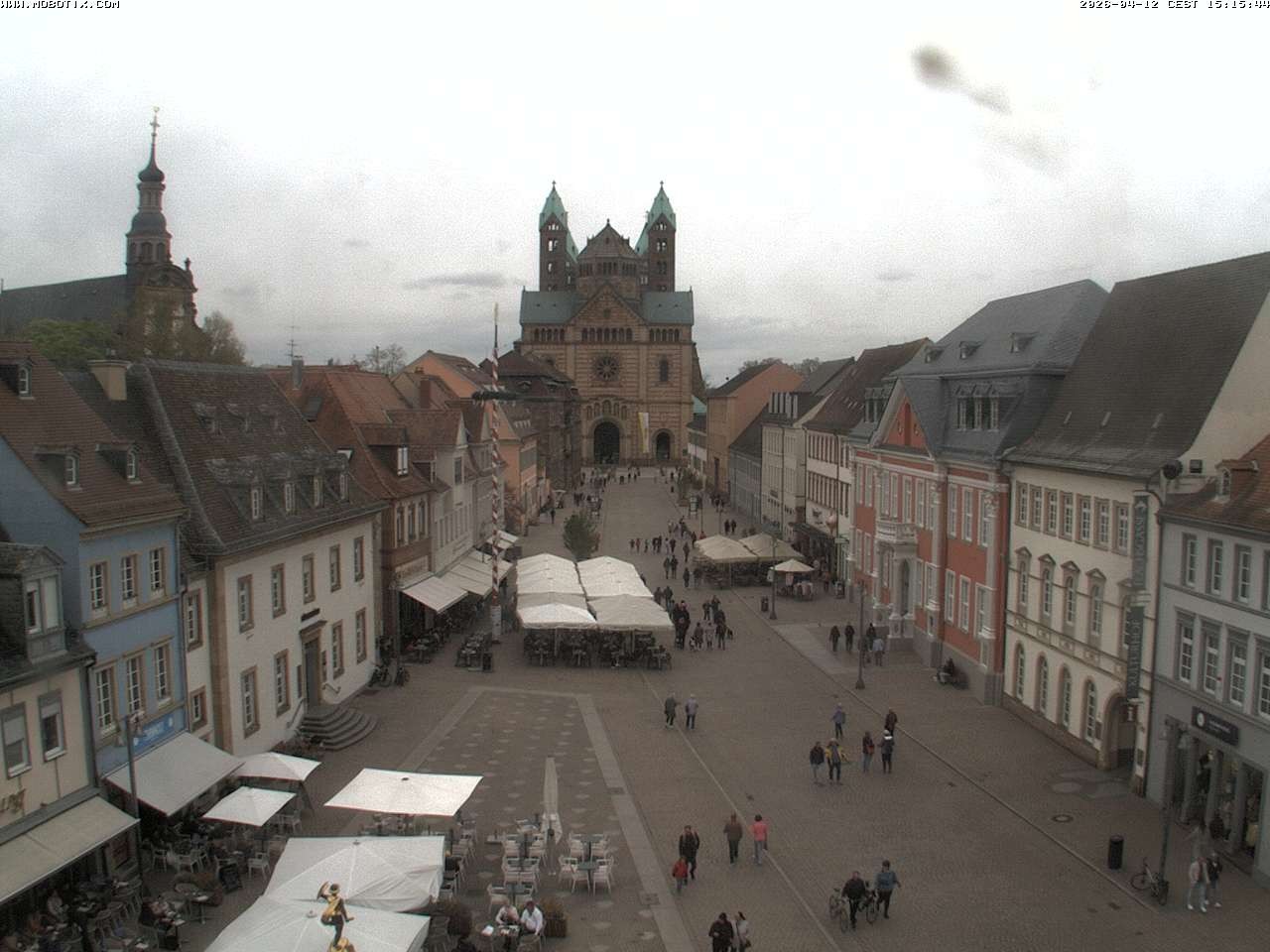 Archived image Webcam View to the Speyer Cathedral