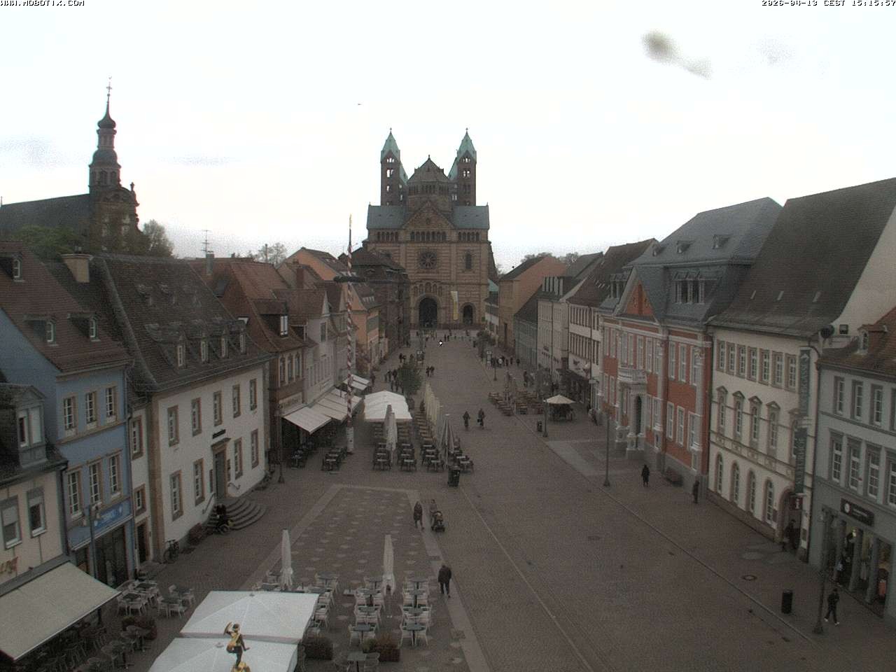 Archived image Webcam View to the Speyer Cathedral