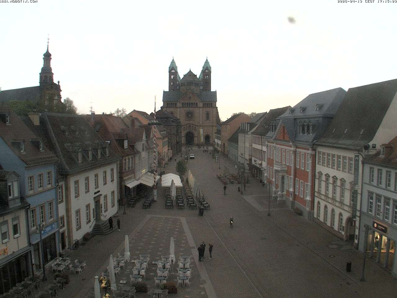 Archived image Webcam View to the Speyer Cathedral
