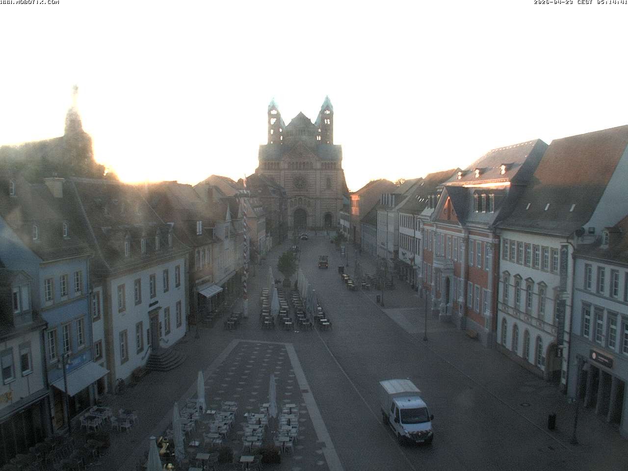 Archived image Webcam View to the Speyer Cathedral