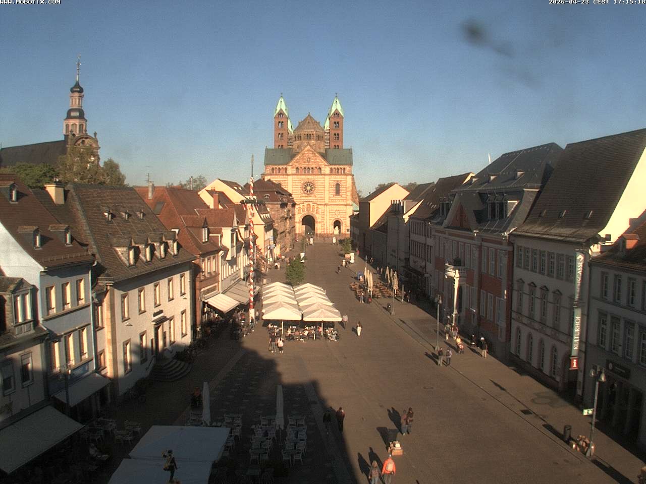 Archived image Webcam View to the Speyer Cathedral