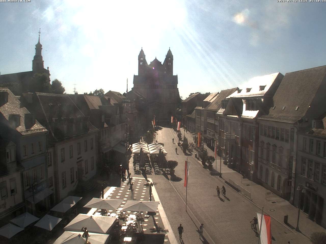 Archived image Webcam View to the Speyer Cathedral