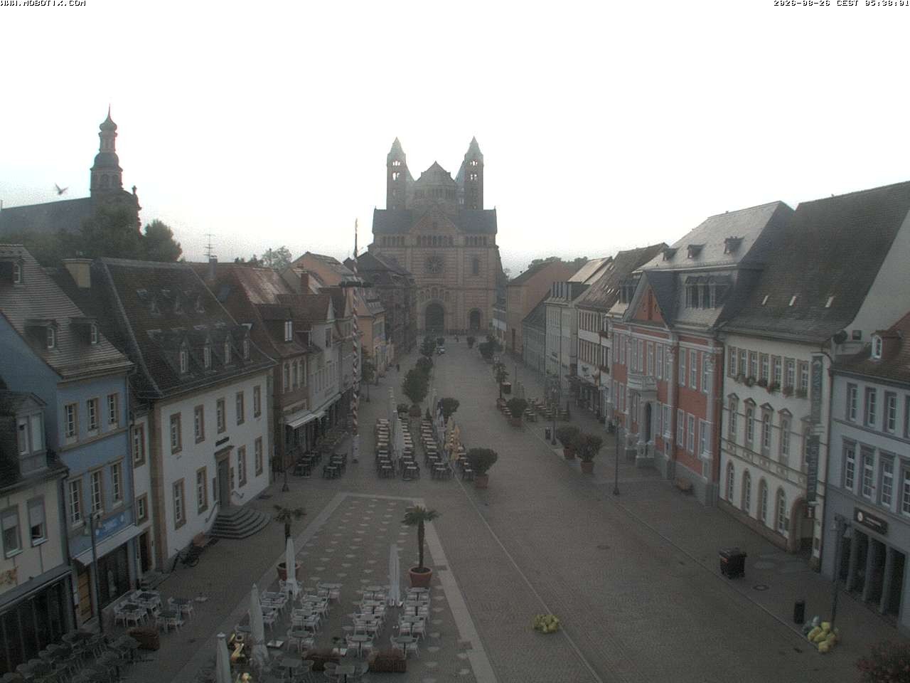 Archived image Webcam View to the Speyer Cathedral