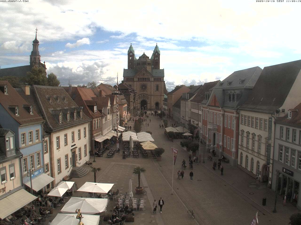 Archived image Webcam View to the Speyer Cathedral