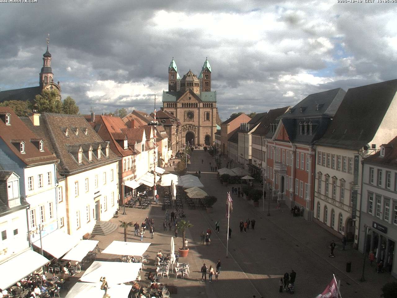 Archived image Webcam View to the Speyer Cathedral