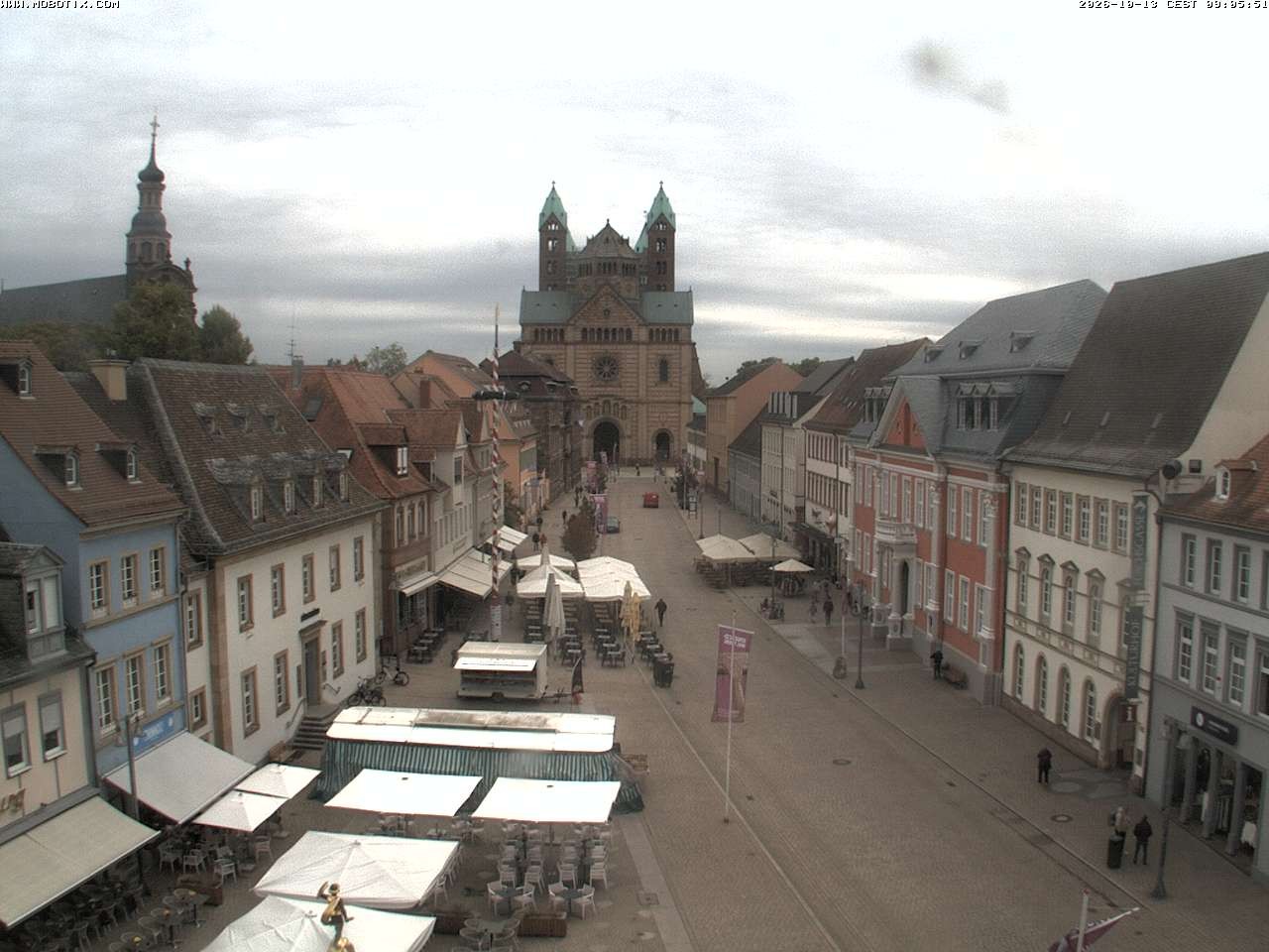 Archived image Webcam View to the Speyer Cathedral