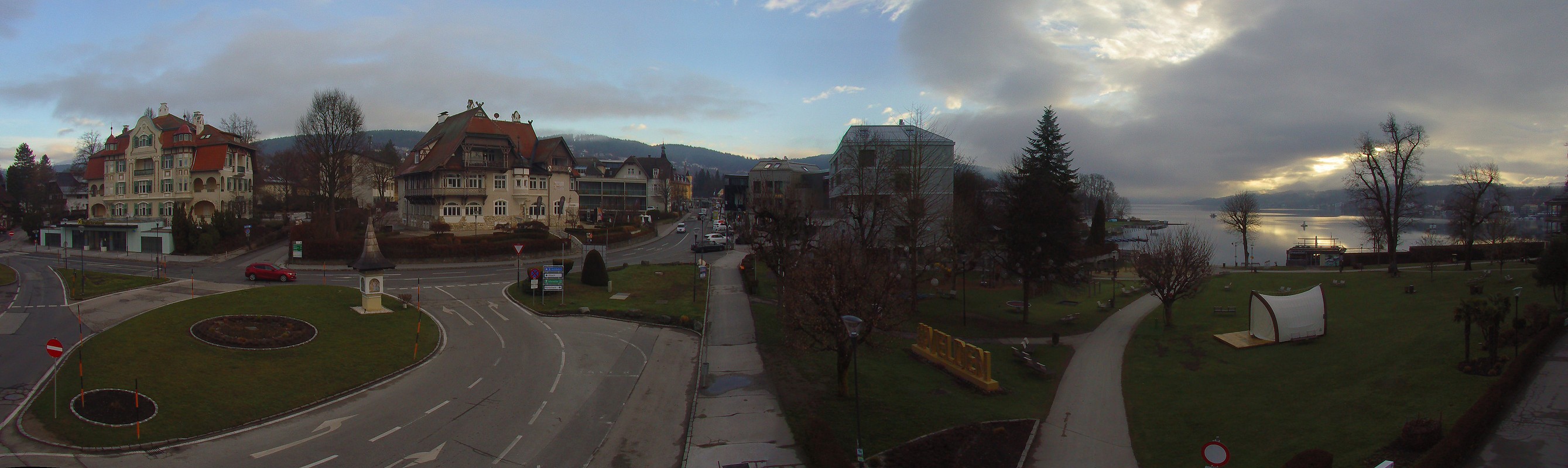Archiv Foto Webcam Velden Karawankenplatz