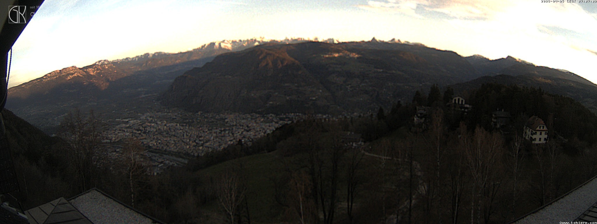 Archived image Webcam Bozen - Panoramic view Hotel Kohlern