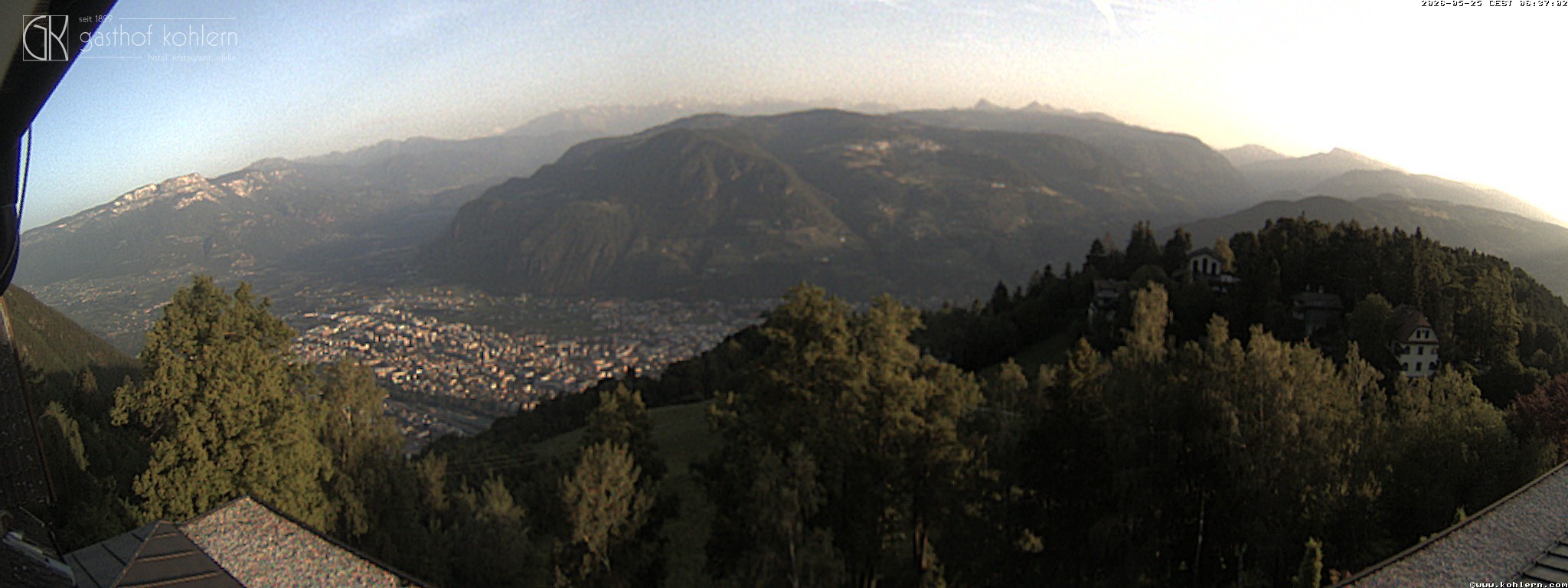 Archived image Webcam Bozen - Panoramic view Hotel Kohlern