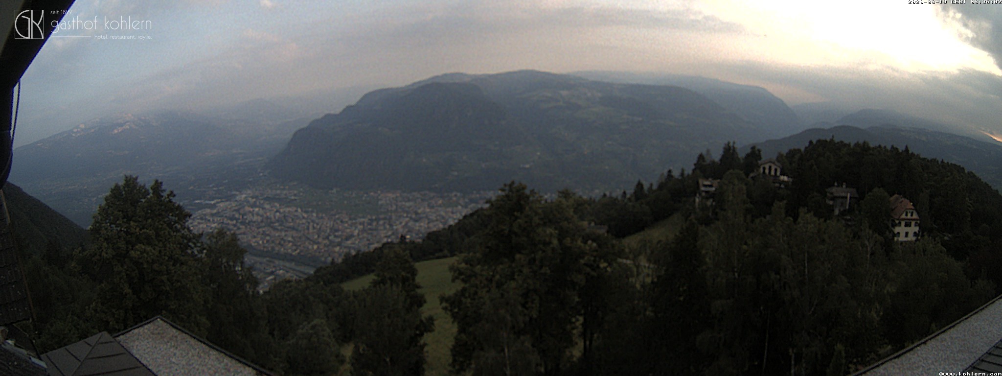 Archiv Foto Webcam Bozen - Gasthof Kohlern