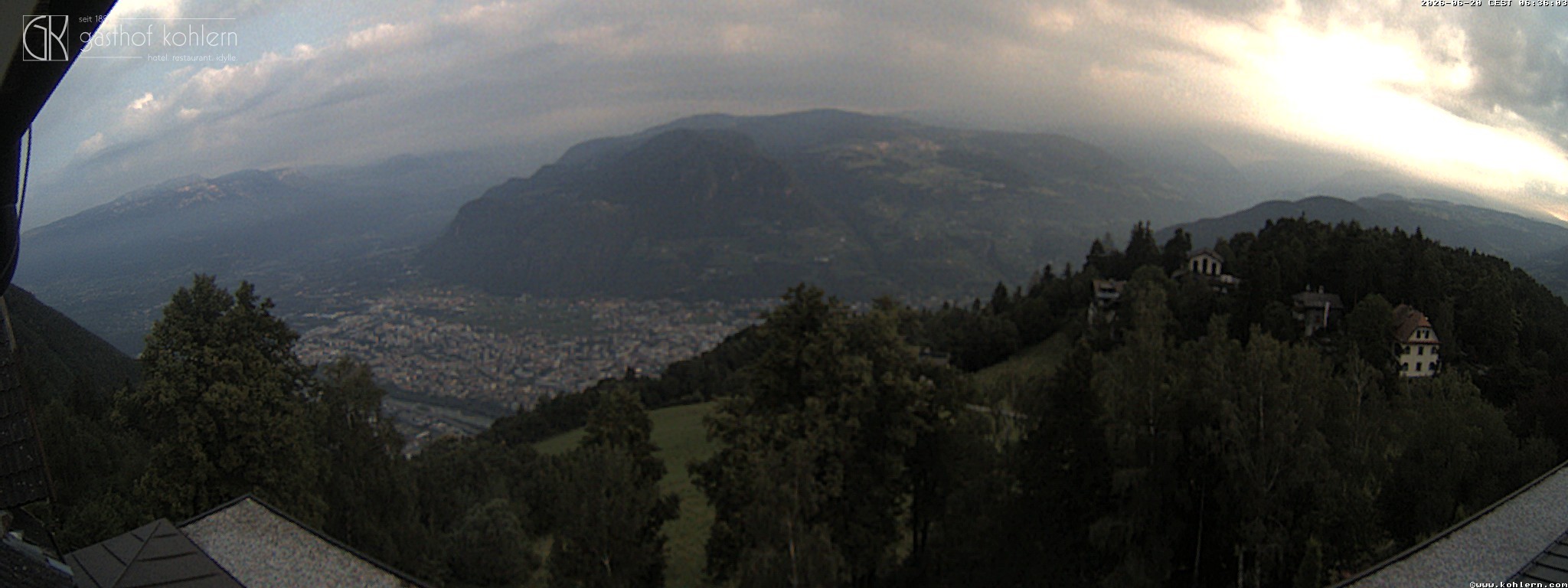 Archiv Foto Webcam Bozen - Gasthof Kohlern