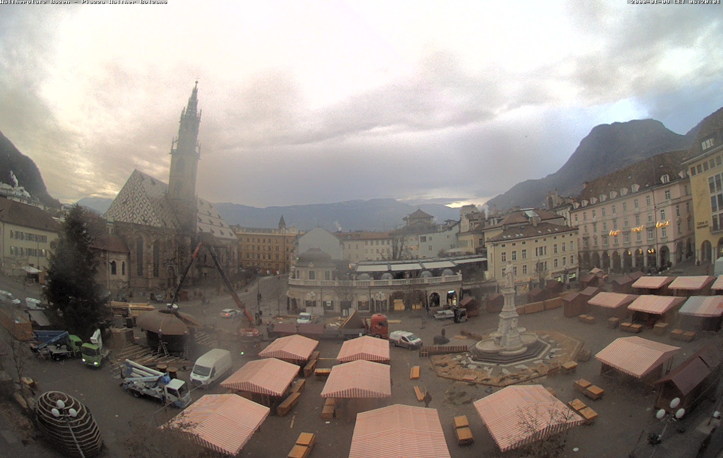 Archiv Foto Webcam Waltherplatz Bozen