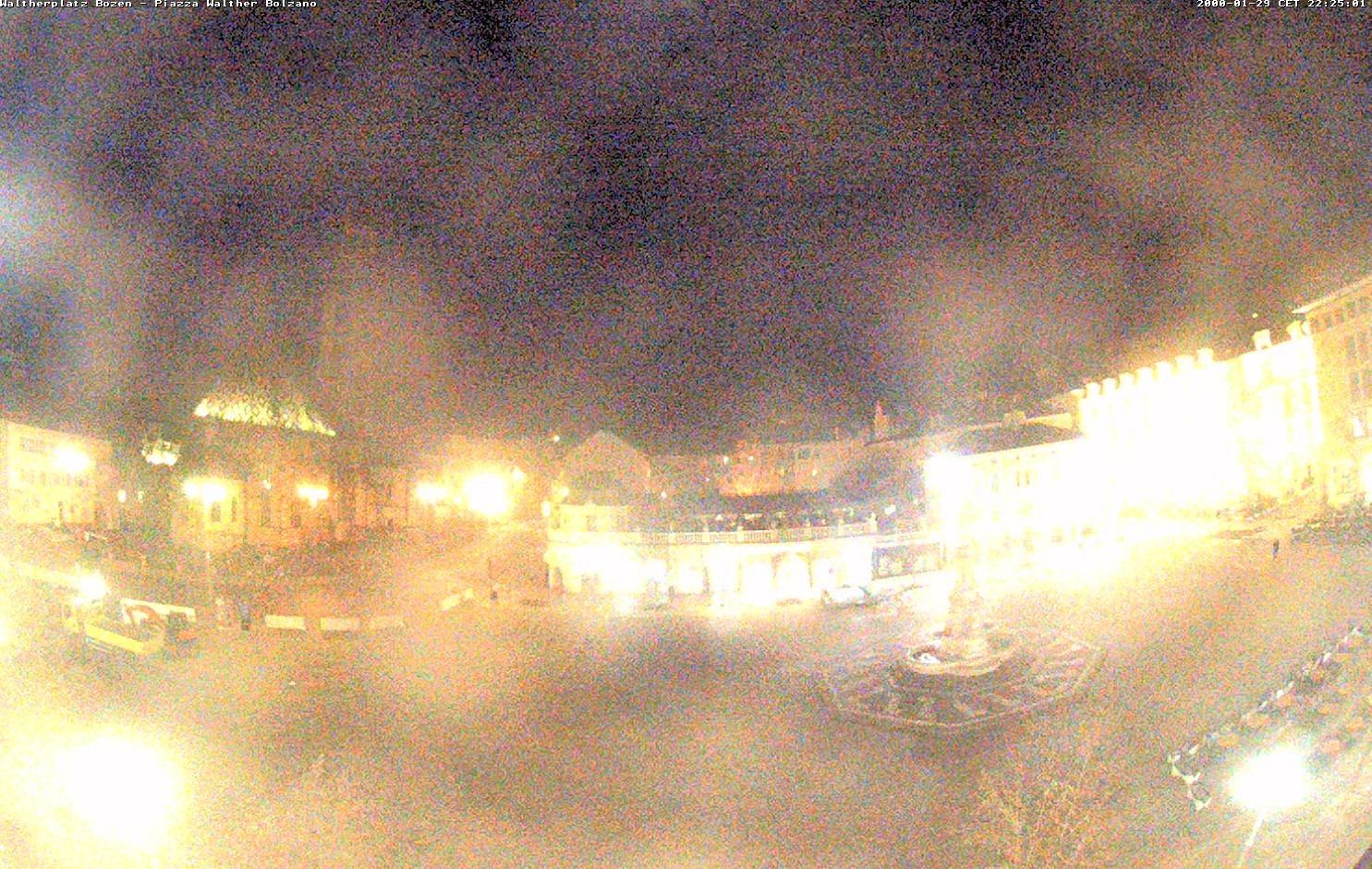 Archiv Foto Webcam Waltherplatz Bozen