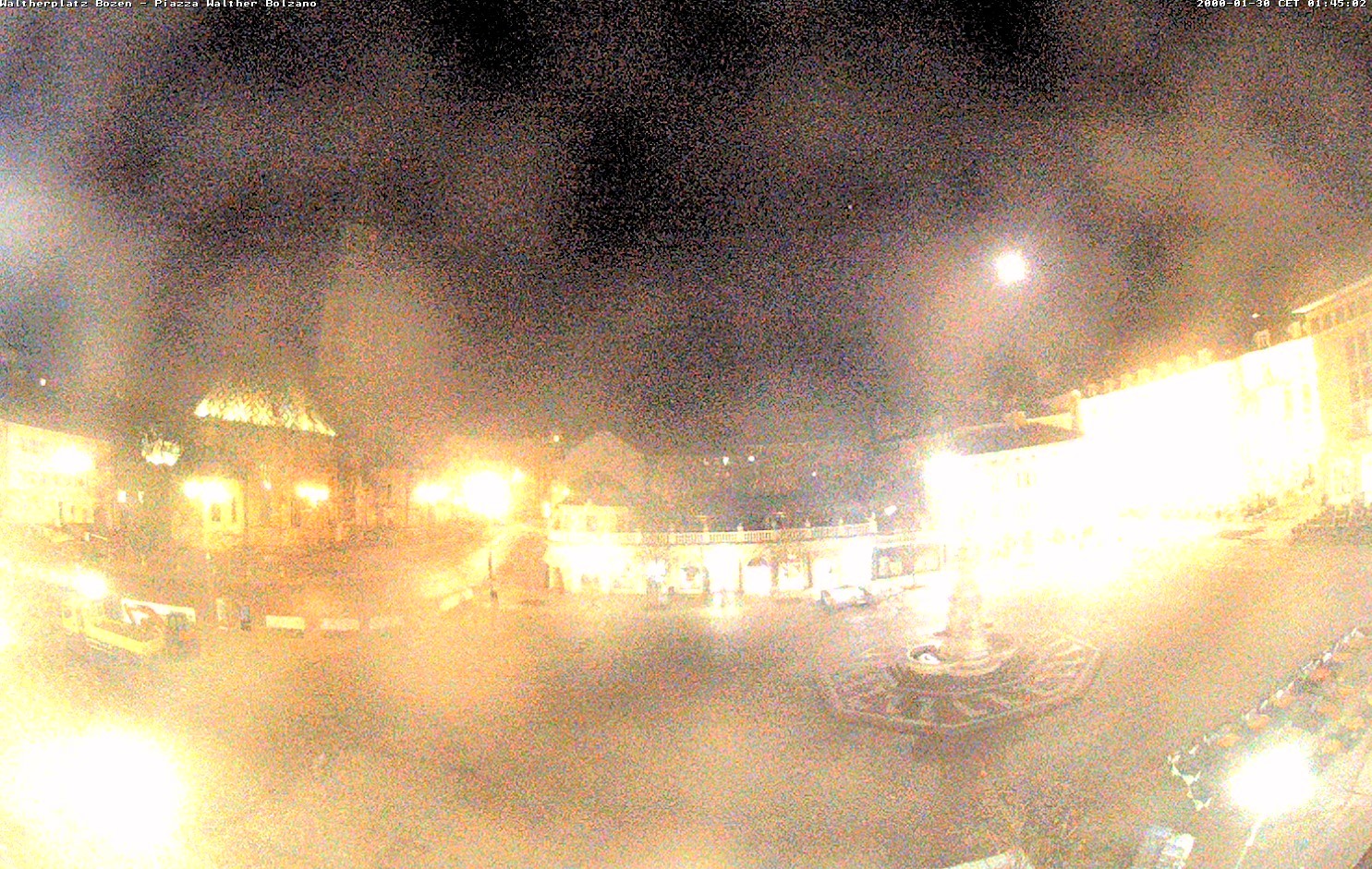 Archiv Foto Webcam Waltherplatz Bozen