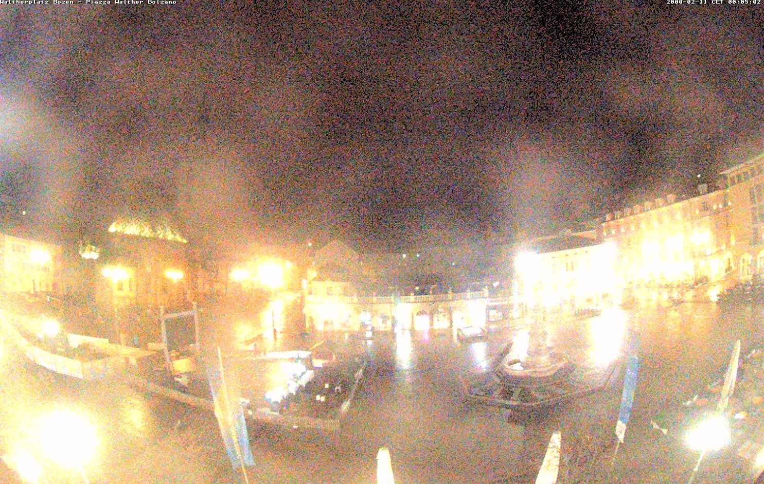 Archiv Foto Webcam Waltherplatz Bozen