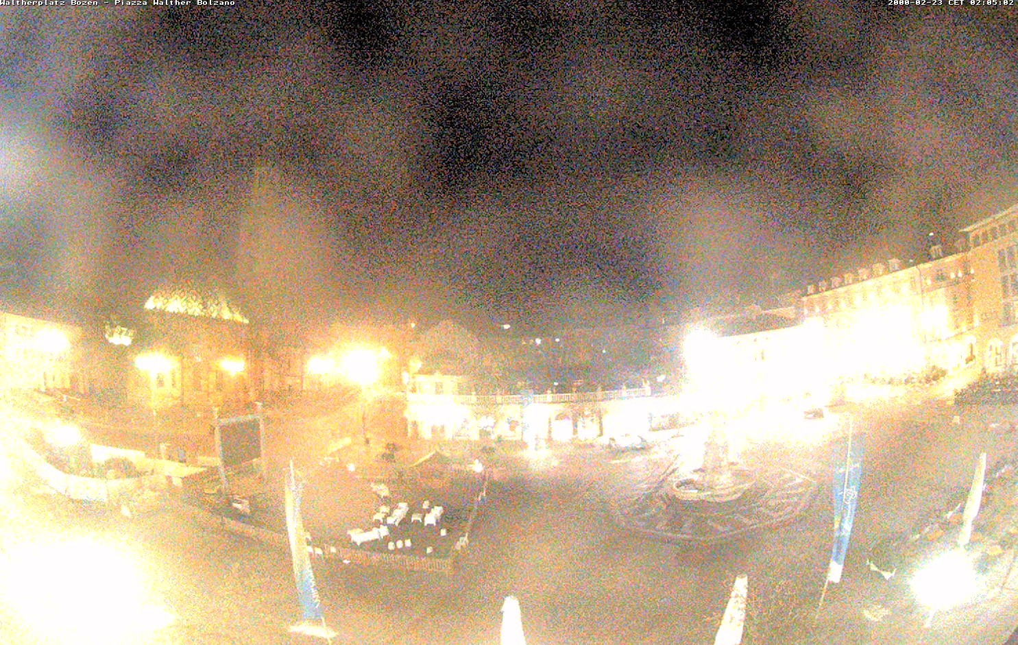 Archiv Foto Webcam Waltherplatz Bozen