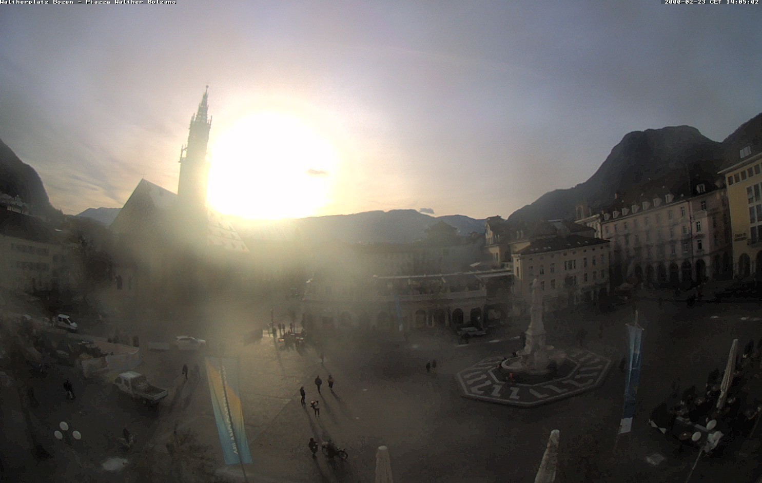 Archiv Foto Webcam Waltherplatz Bozen