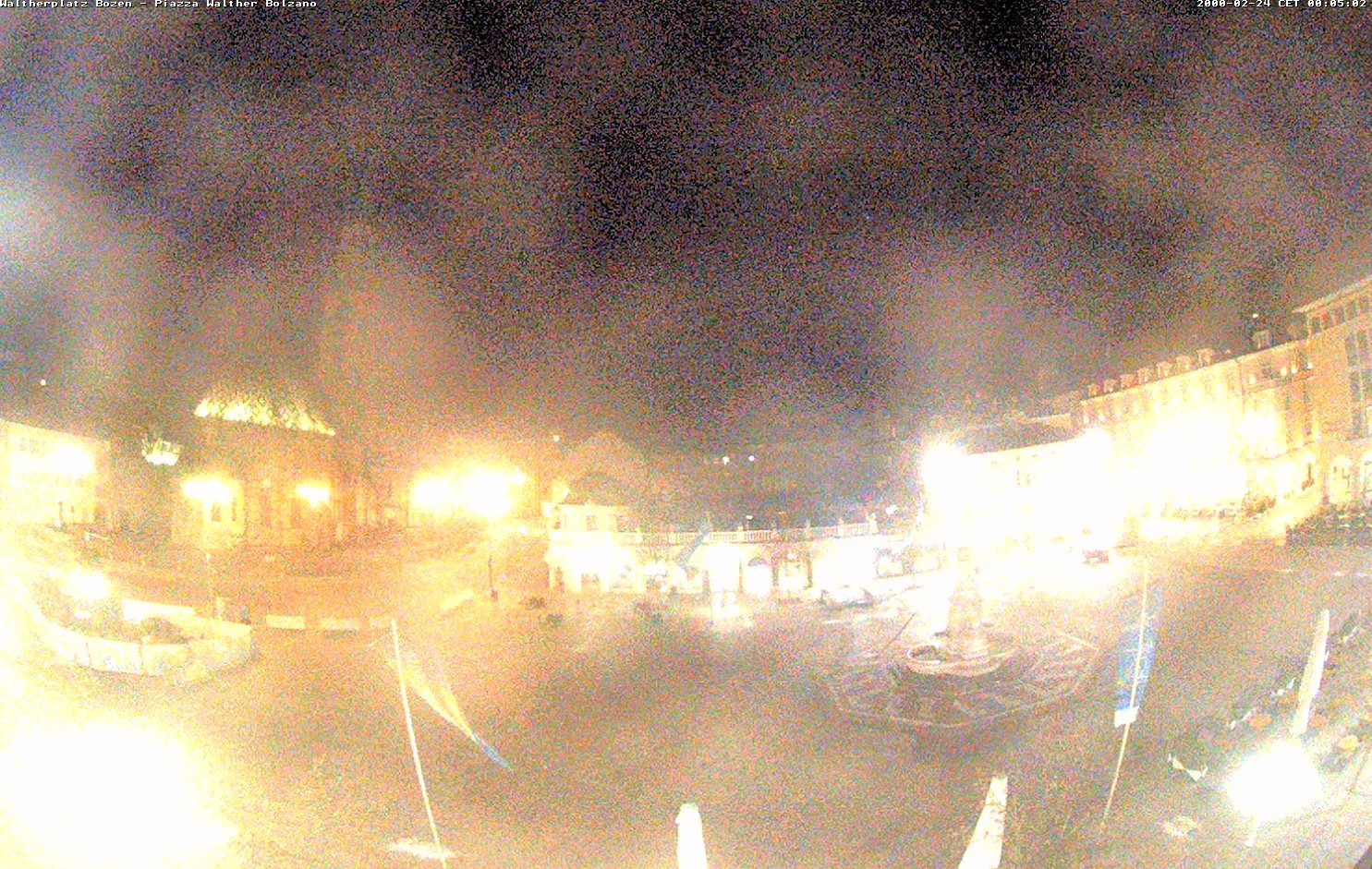 Archiv Foto Webcam Waltherplatz Bozen