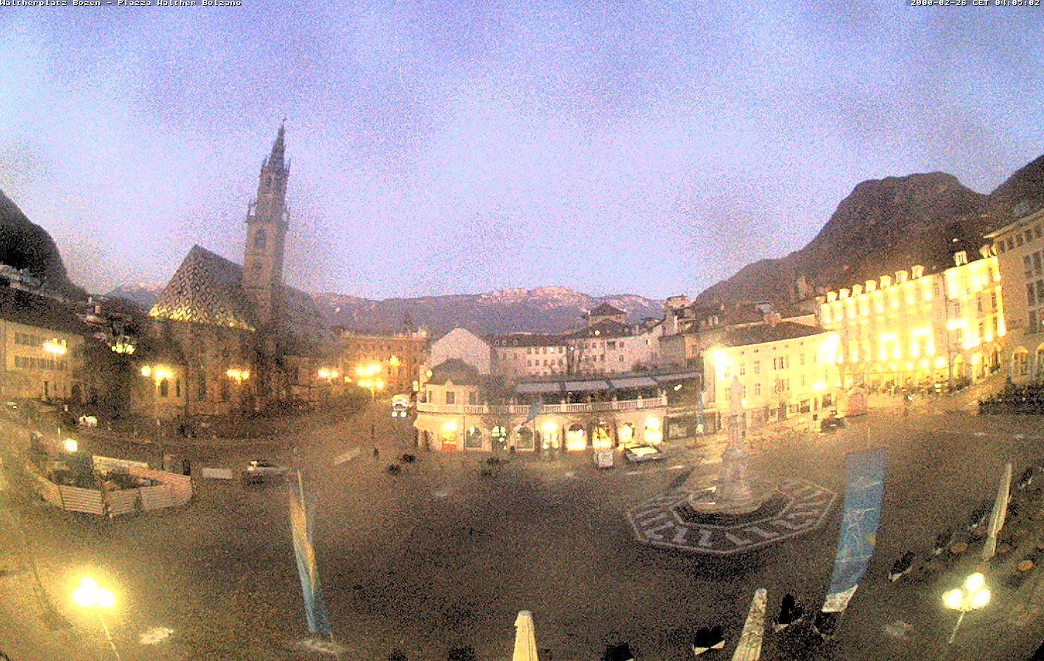 Archived image Bozen: Waltherplatz Webcam
