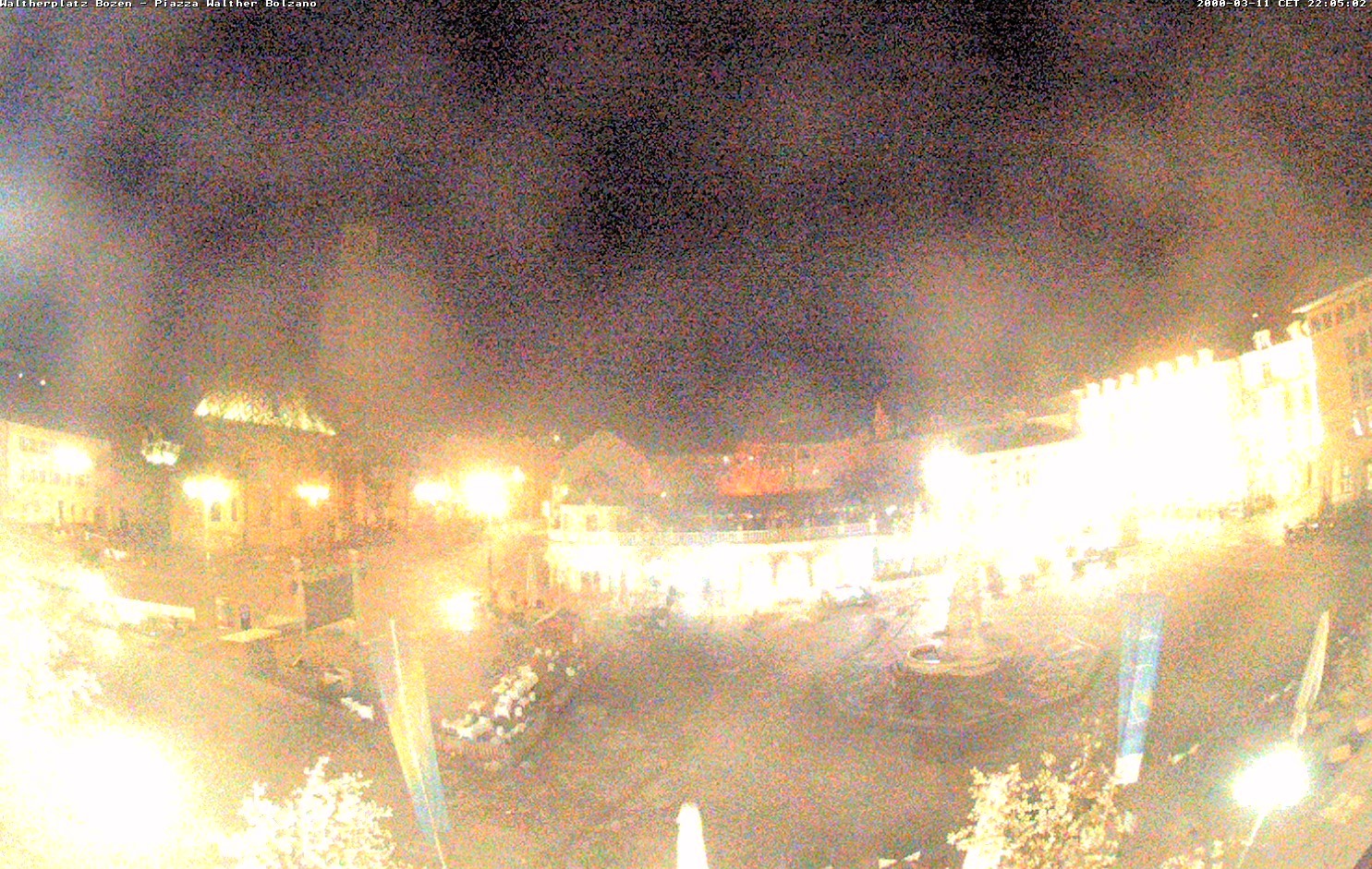 Archiv Foto Webcam Waltherplatz Bozen