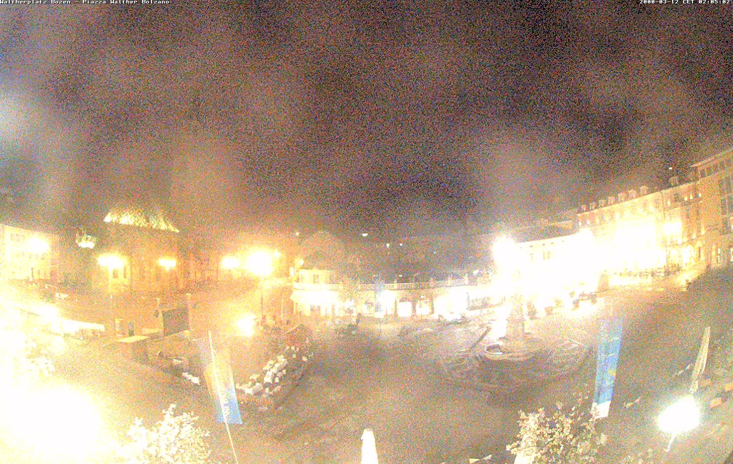 Archiv Foto Webcam Waltherplatz Bozen