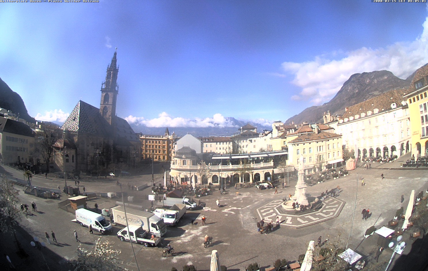 Archiv Foto Webcam Waltherplatz Bozen