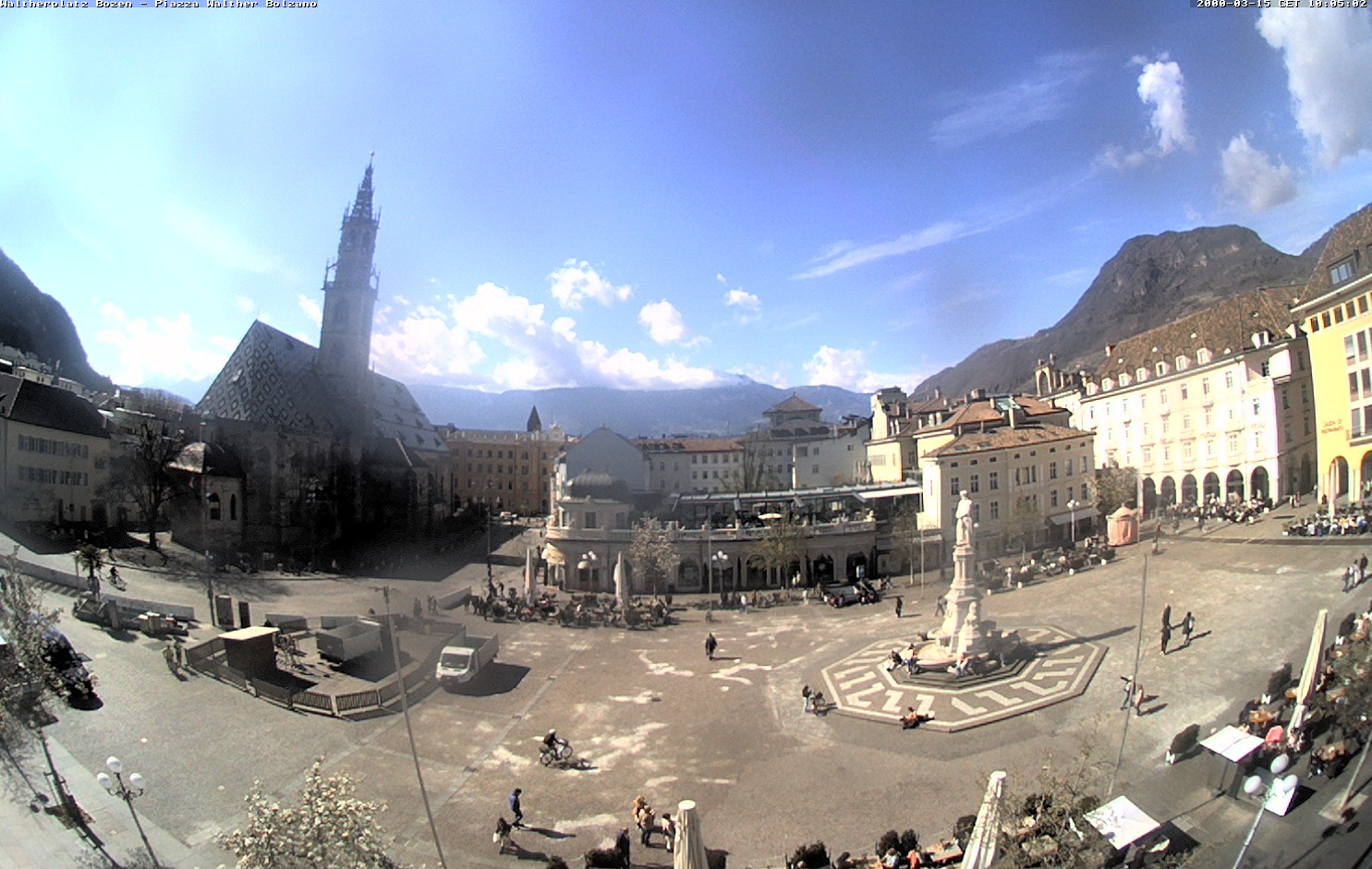 Archiv Foto Webcam Waltherplatz Bozen
