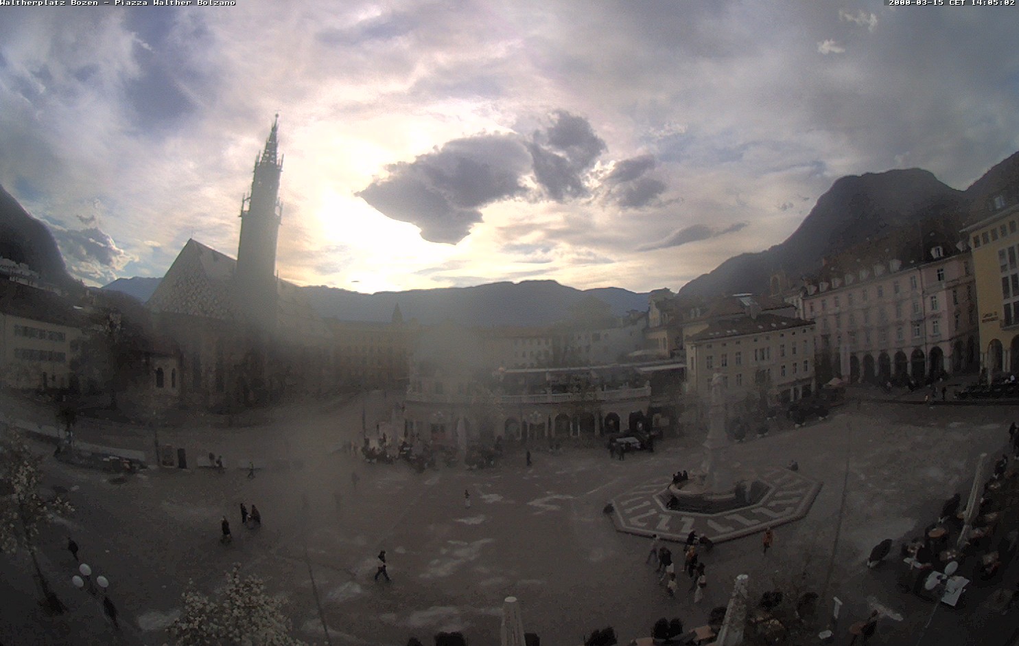 Archiv Foto Webcam Waltherplatz Bozen