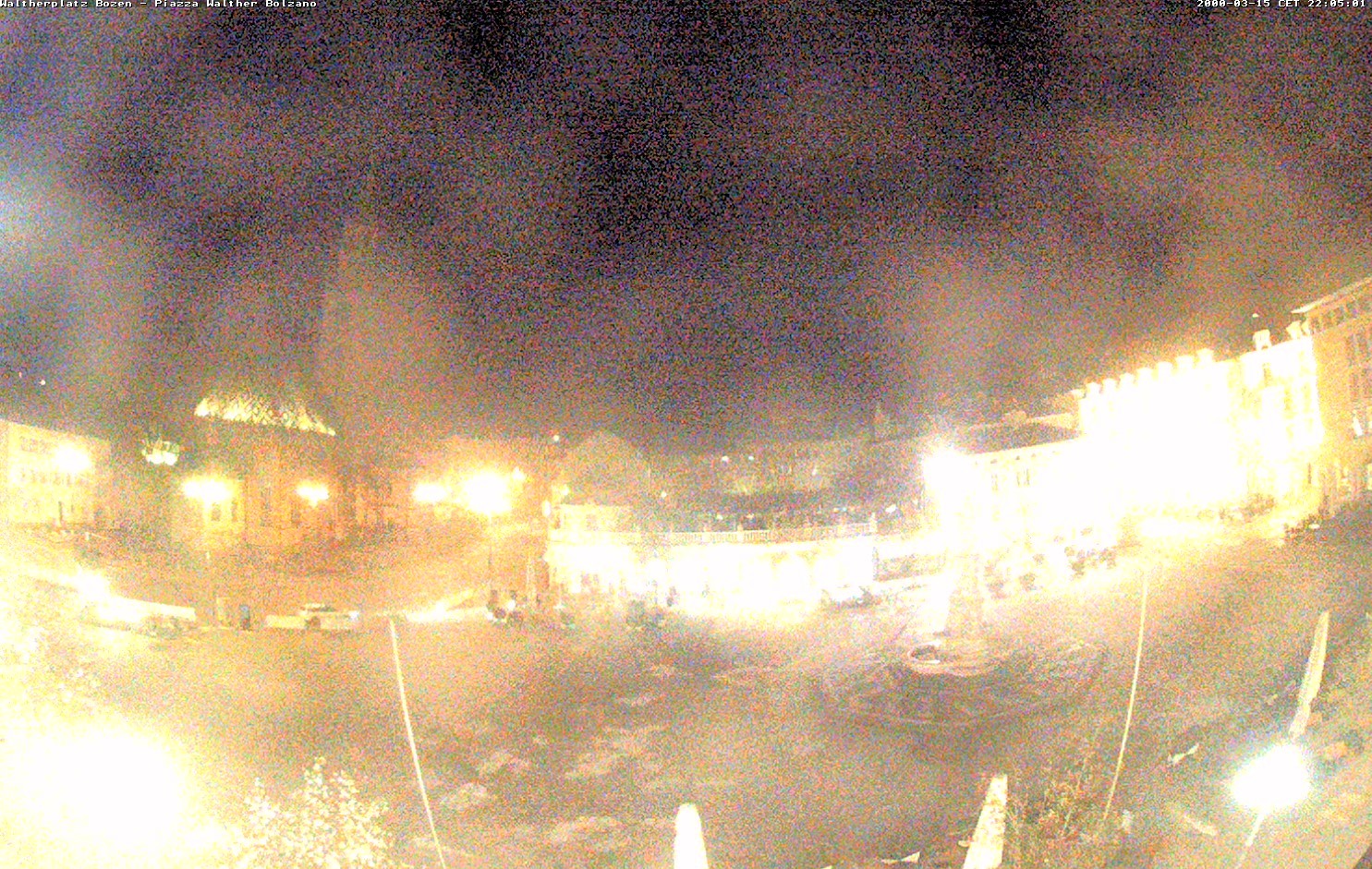 Archiv Foto Webcam Waltherplatz Bozen