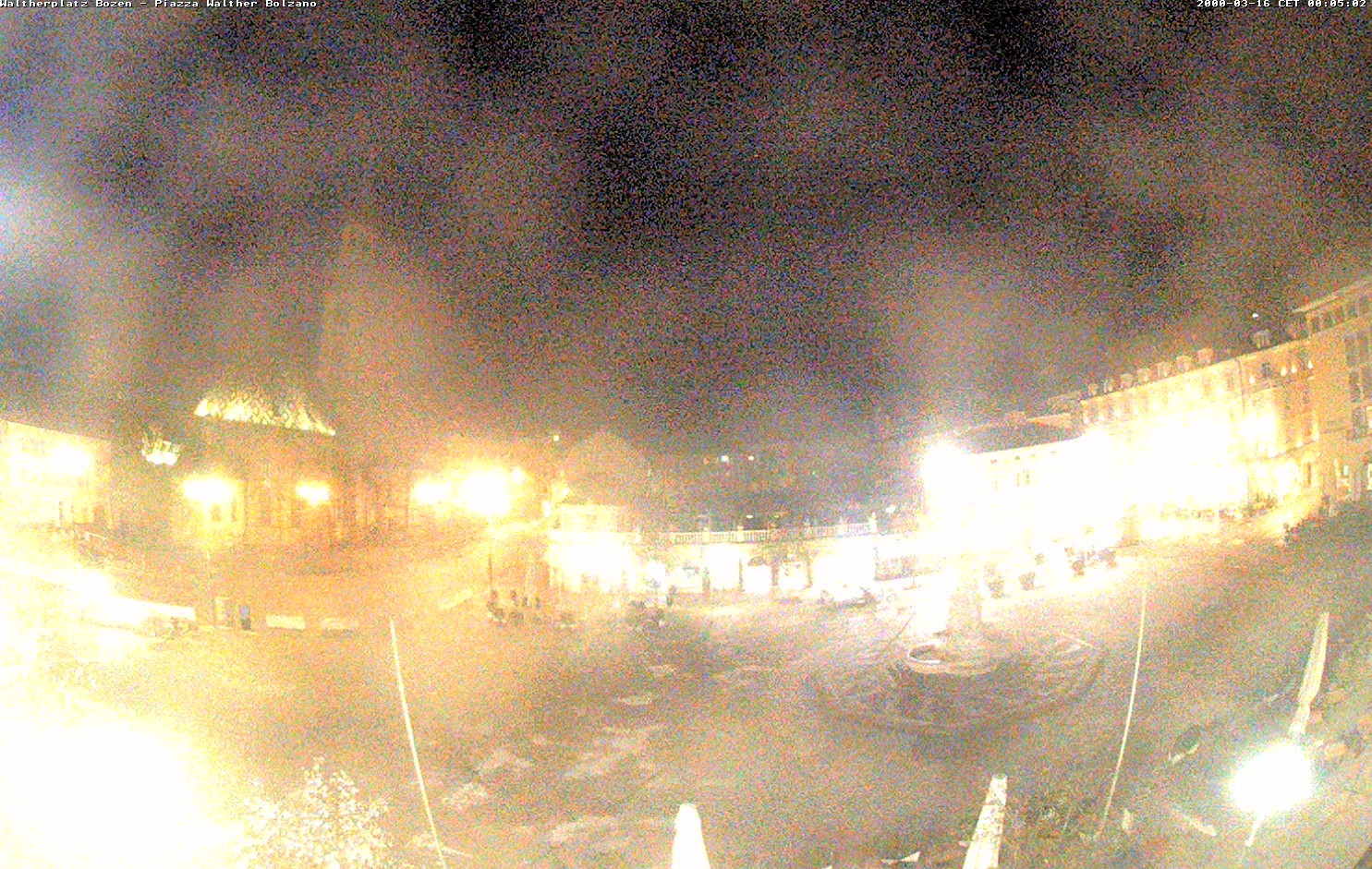 Archiv Foto Webcam Waltherplatz Bozen
