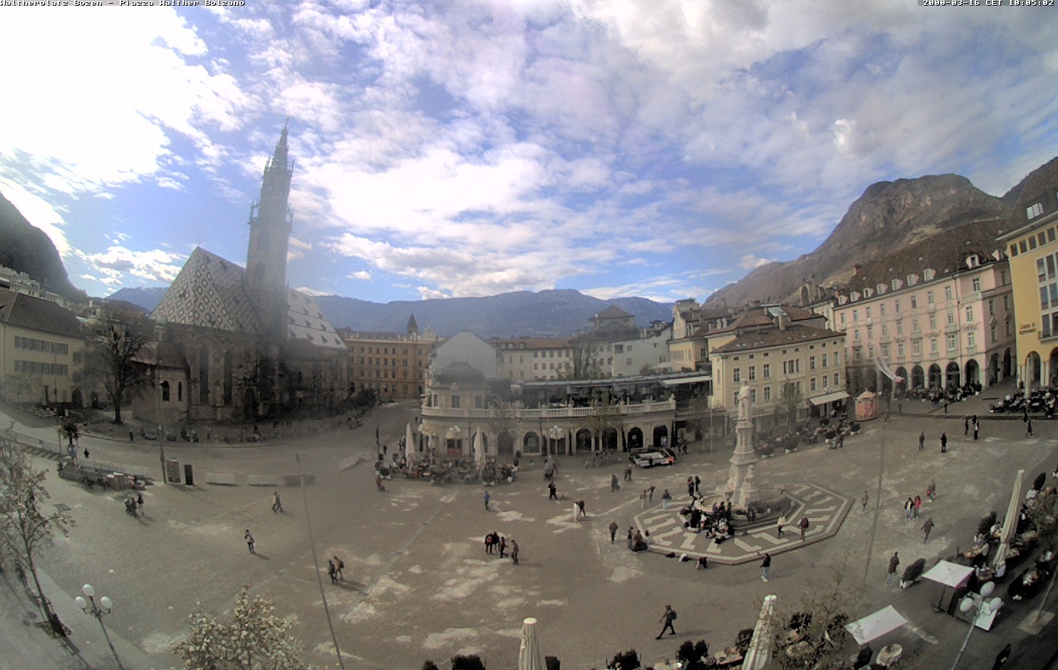 Archiv Foto Webcam Waltherplatz Bozen