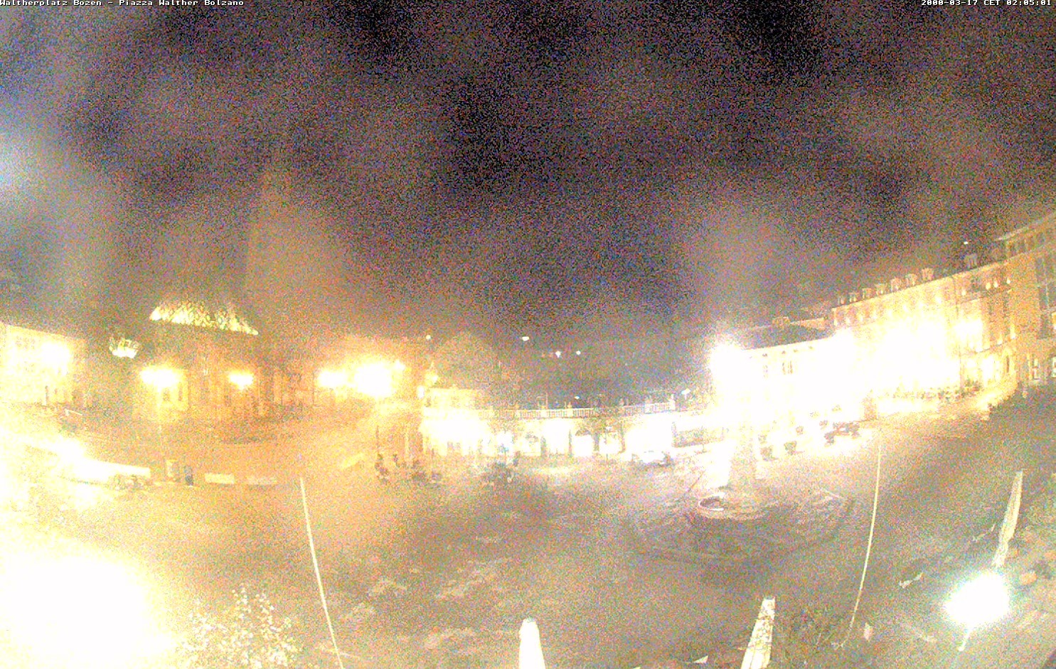 Archived image Bozen: Waltherplatz Webcam