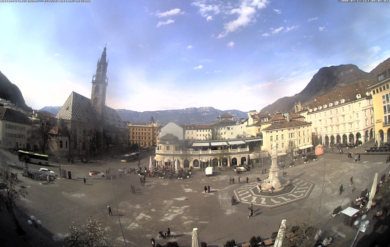 Archived image Bozen: Waltherplatz Webcam