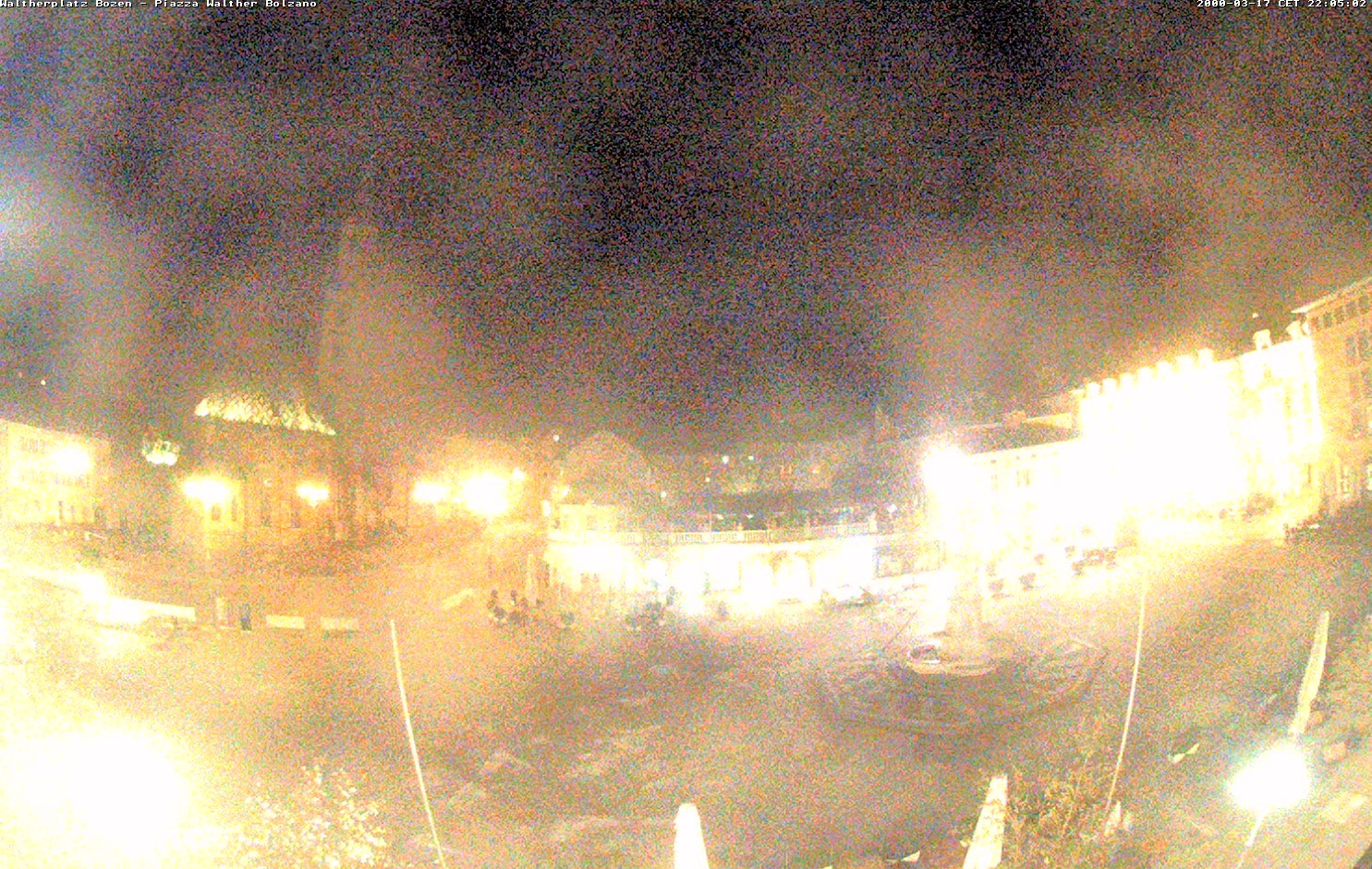 Archiv Foto Webcam Waltherplatz Bozen