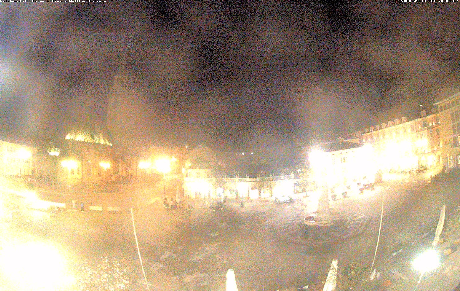 Archiv Foto Webcam Waltherplatz Bozen
