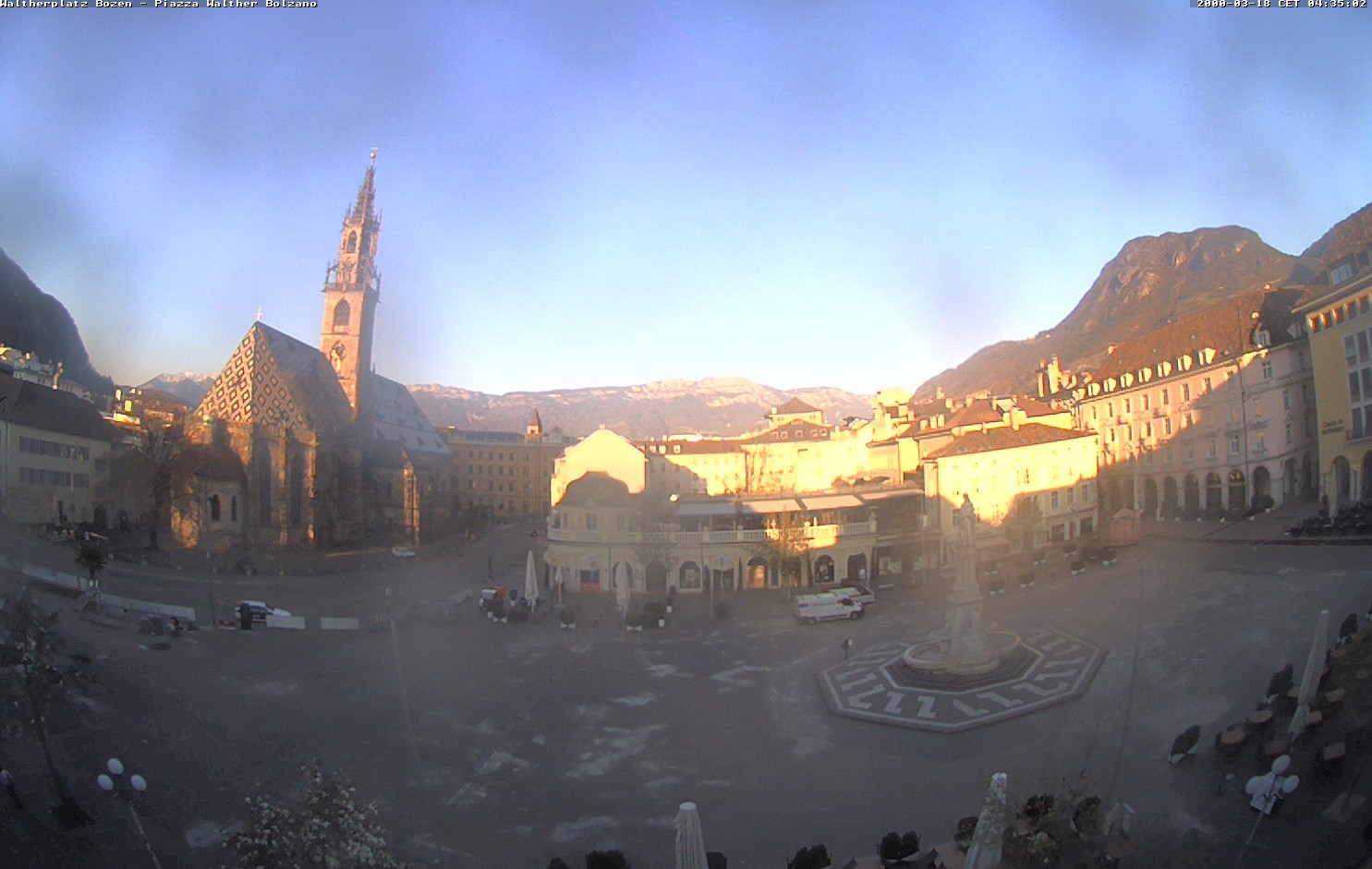 Archived image Bozen: Waltherplatz Webcam