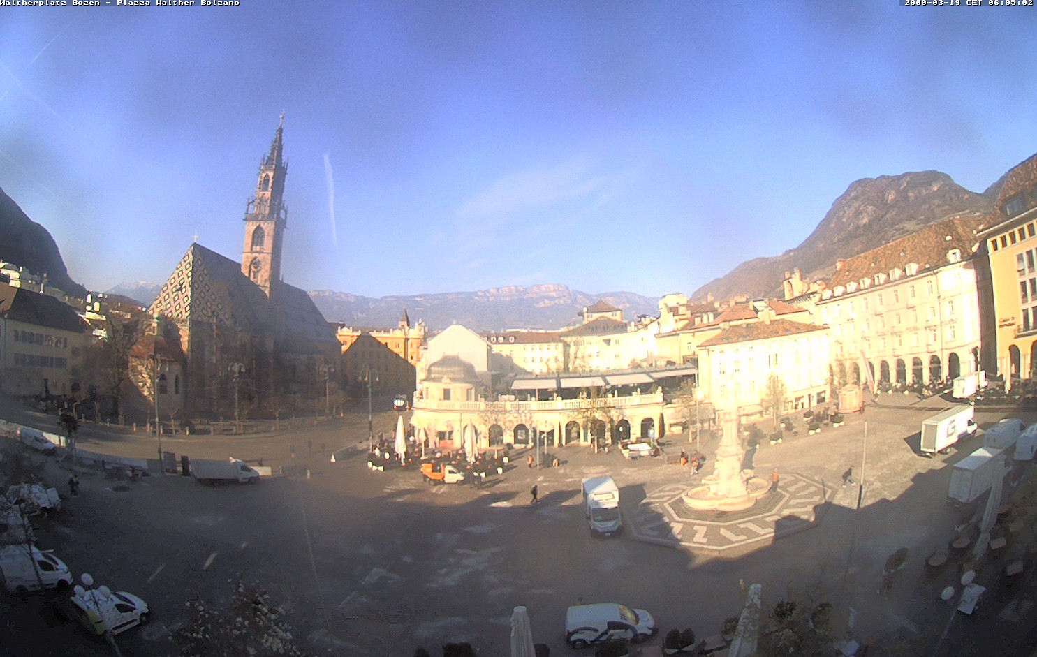 Archiv Foto Webcam Waltherplatz Bozen