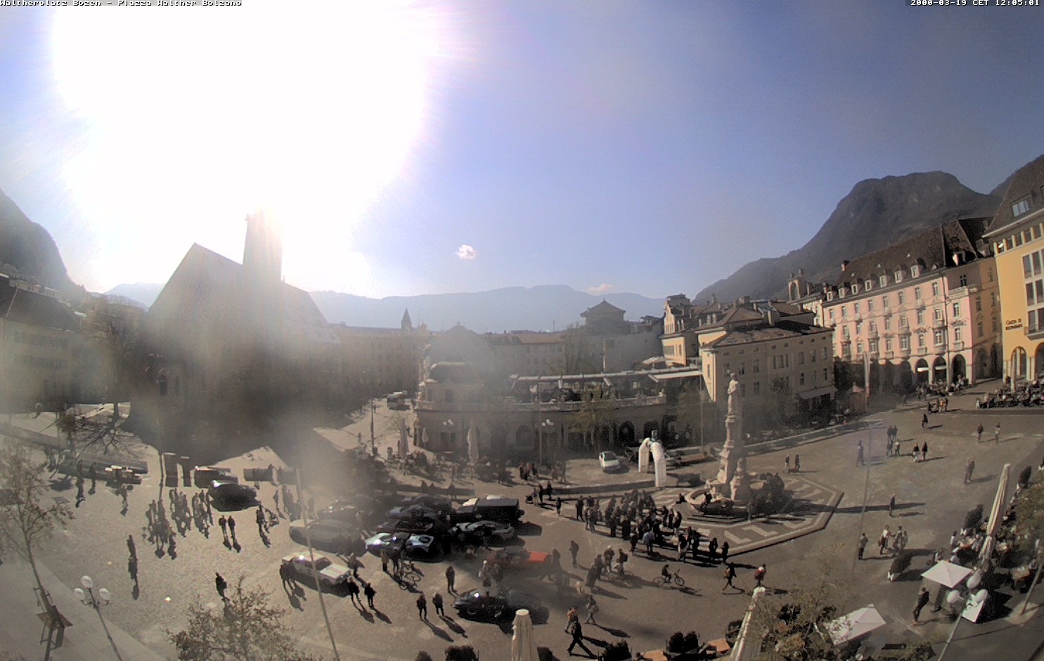 Archiv Foto Webcam Waltherplatz Bozen
