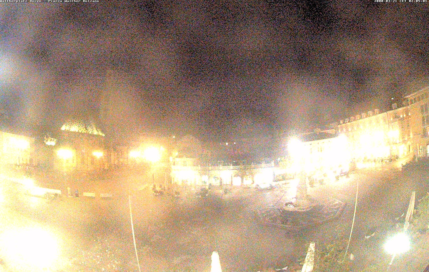 Archiv Foto Webcam Waltherplatz Bozen