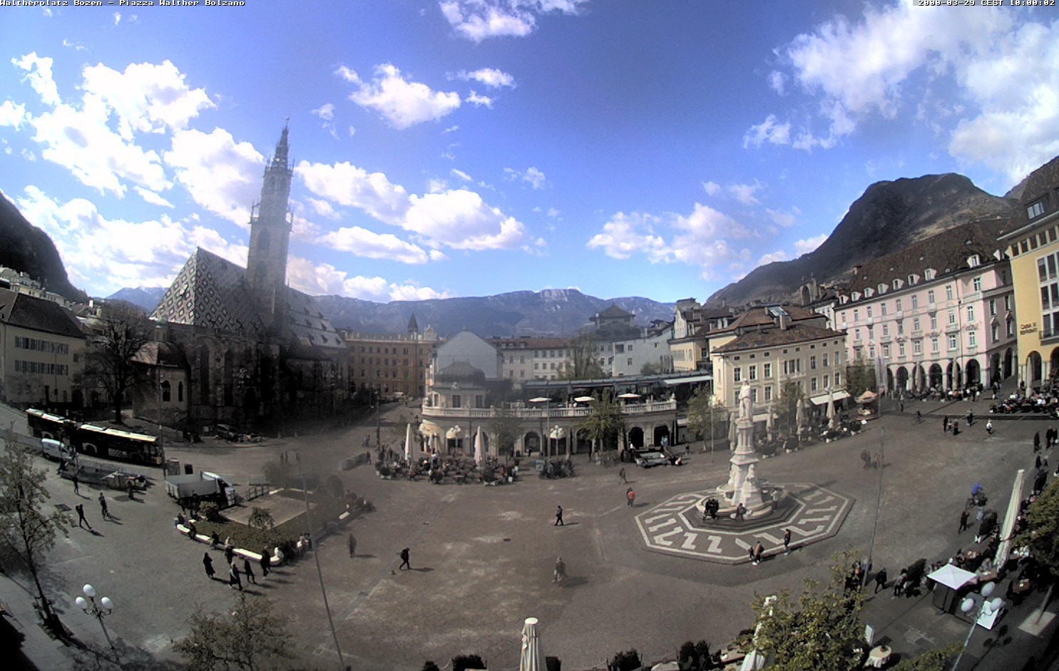 Archived image Bozen: Waltherplatz Webcam
