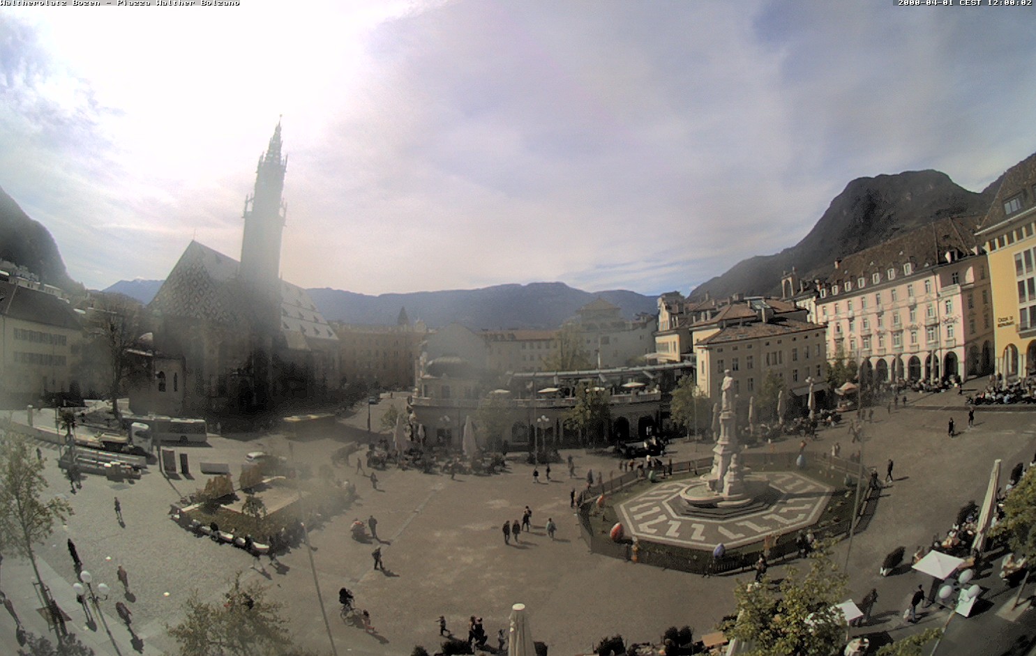 Archiv Foto Webcam Waltherplatz Bozen