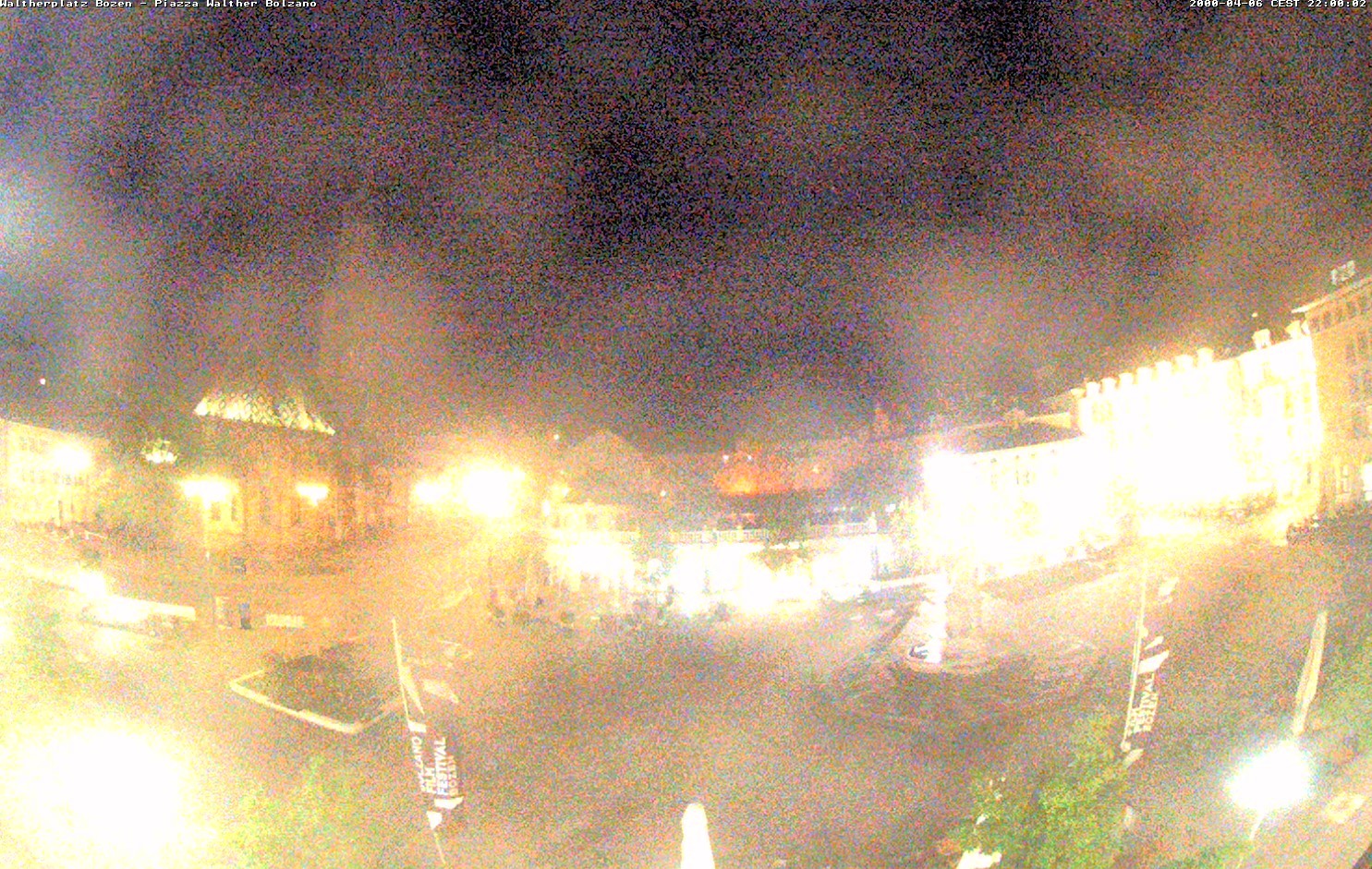 Archiv Foto Webcam Waltherplatz Bozen