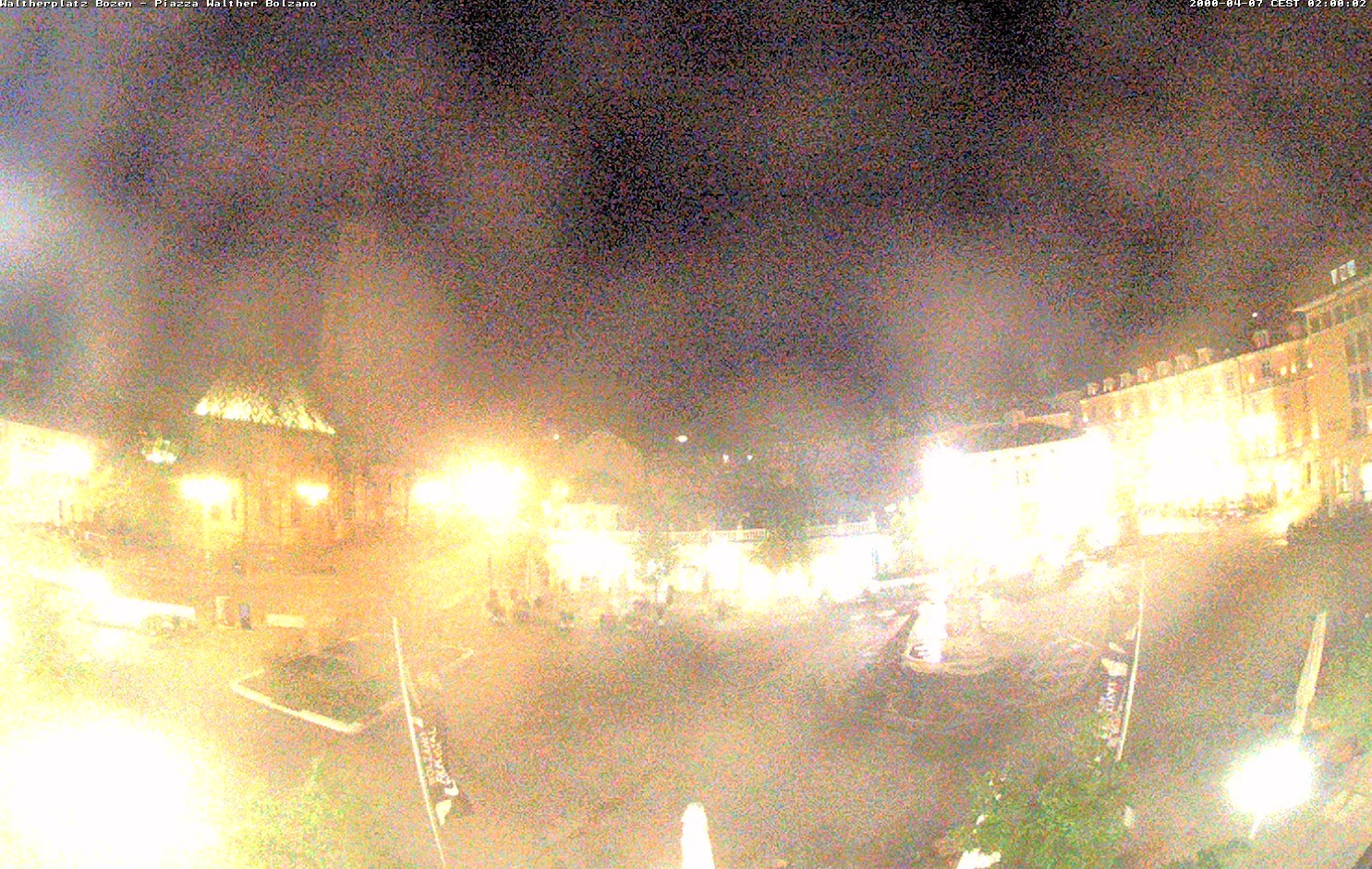 Archiv Foto Webcam Waltherplatz Bozen