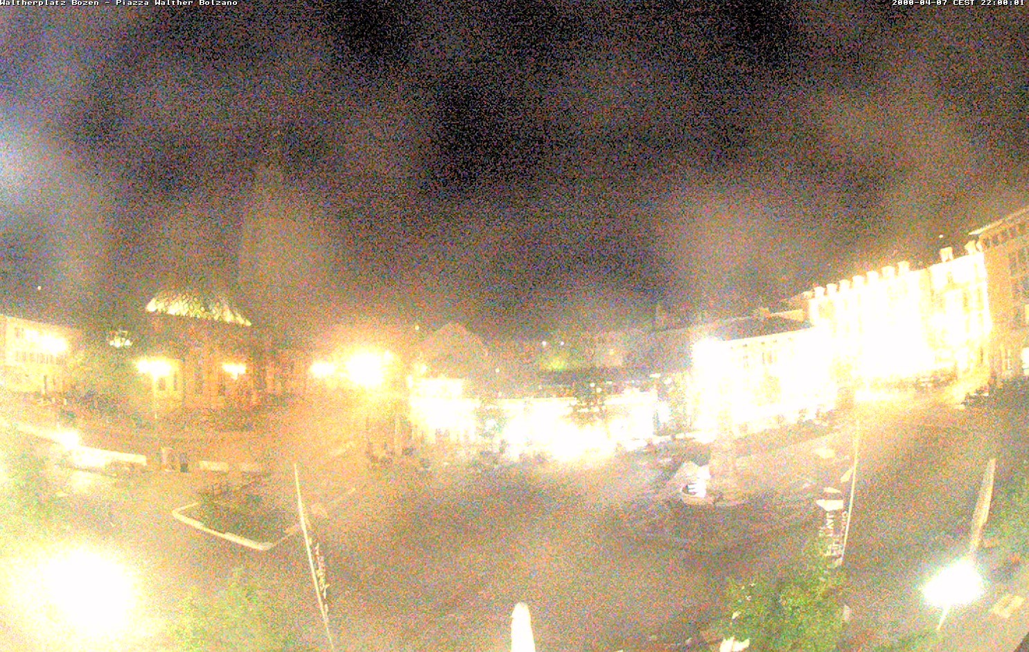 Archiv Foto Webcam Waltherplatz Bozen