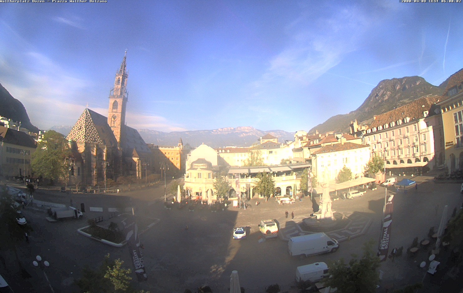 Archiv Foto Webcam Waltherplatz Bozen