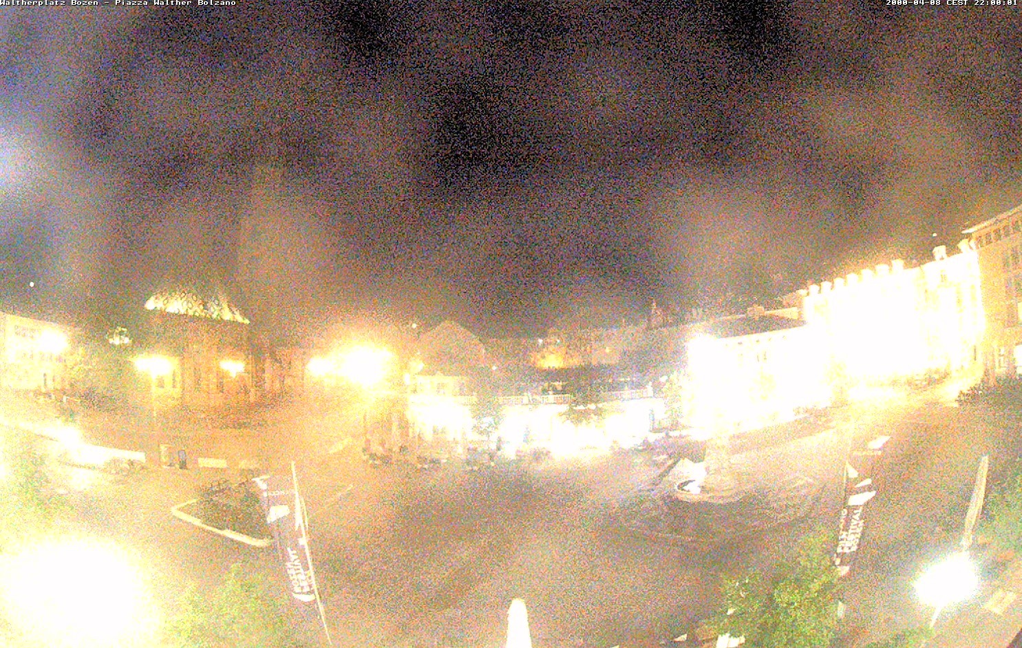 Archiv Foto Webcam Waltherplatz Bozen