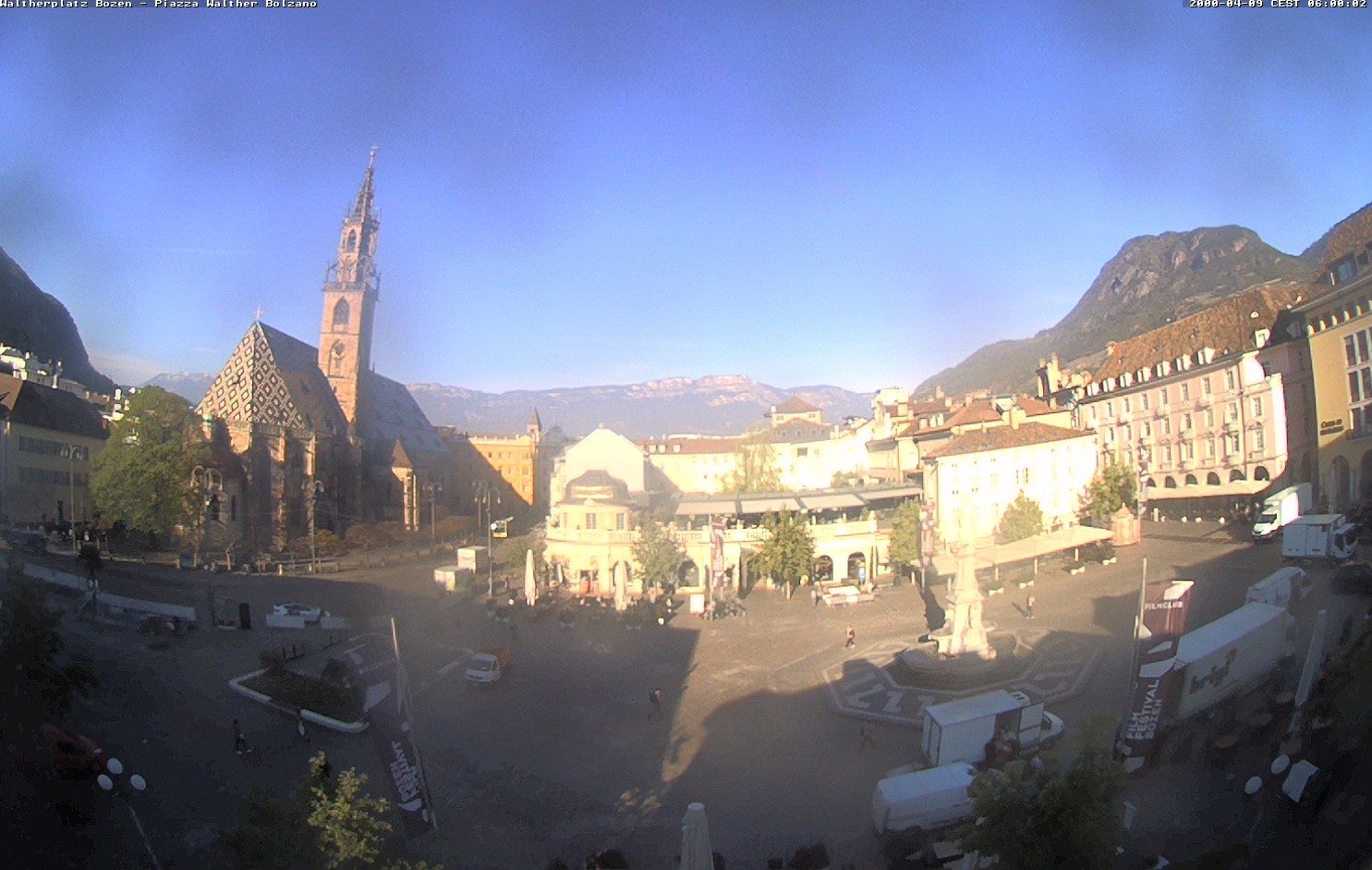 Archiv Foto Webcam Waltherplatz Bozen